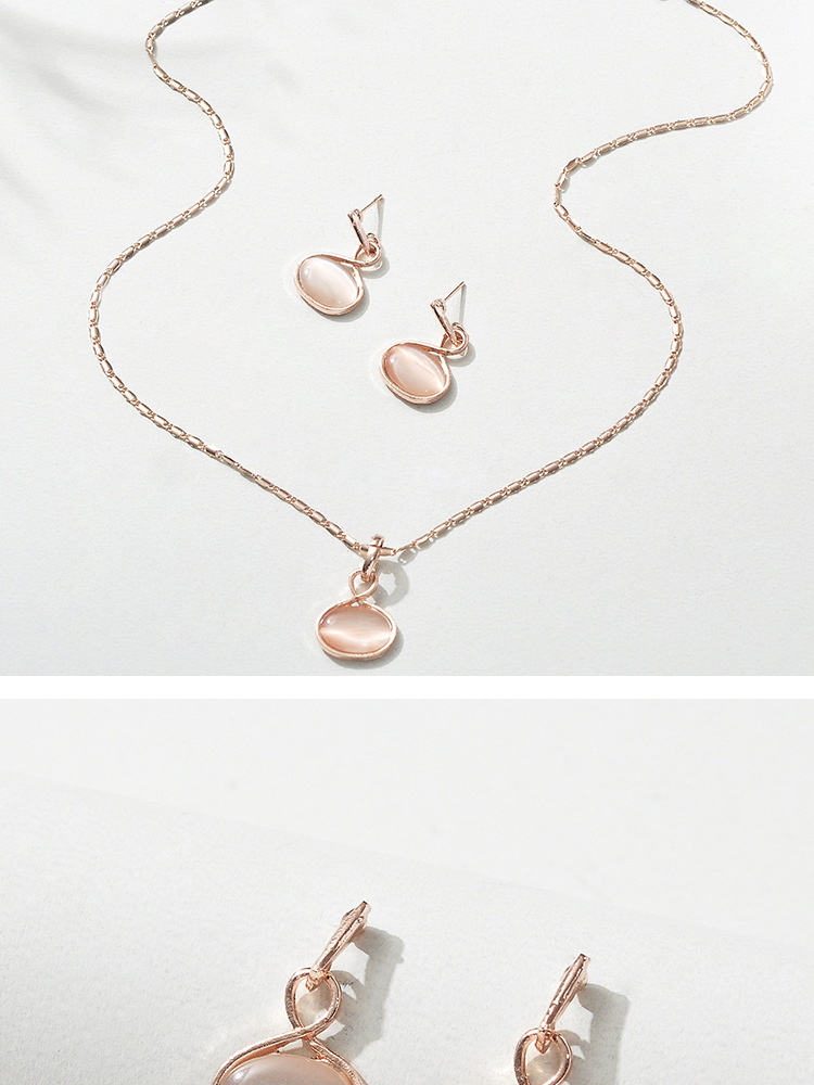 Bridal Jewelry Set Image 4