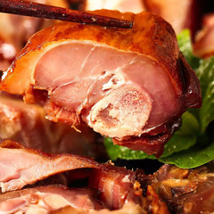 Three Treasures Inn Duck Paste in Brine 580g Ready-to-Eat Duck Delicacies Direct Manufacturer Sale Vacuum Sealed Duck Snacks Cured Food Wholesale