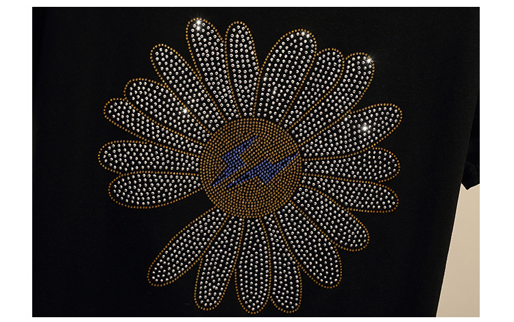 Women's Oversized Cotton T-shirt With Daisy Diamond Detail_voghion.com