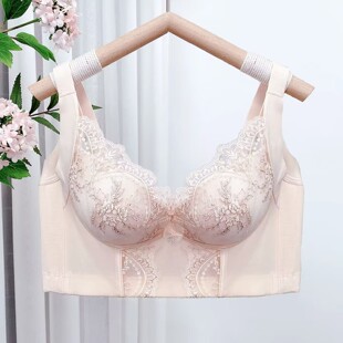 ����Ժ���I�ո����{���̓���ŮС���@���б����۔n���´��C������