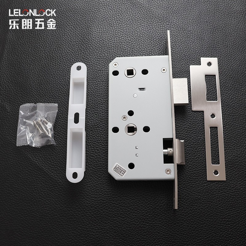Estándar europeo 5578 cuerpo de cerradura de núcleo de baño puerta interior cerradura dividida cuerpo de cerradura de doble lengüeta centro comercial cuerpo de cerradura de baño de hotel