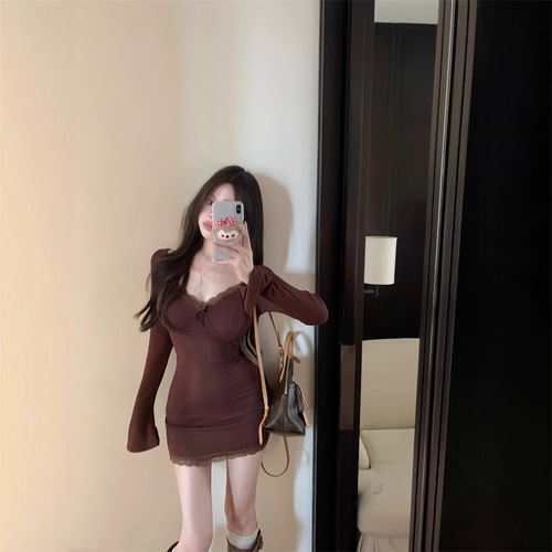 Brown Sexy V-neck Long-sleeve Dress for Women Autumn Lace Undershirt Mother-in-law Dress Tight Waist Hourglass Short Skirt