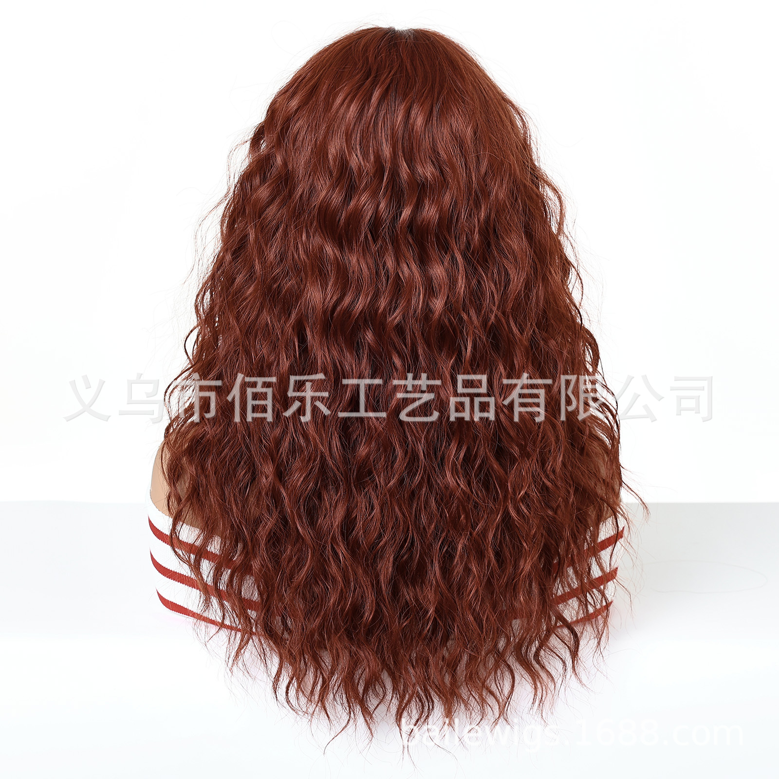 Pelucas europeas y americanas rojo naranja pequeño rollo dividido en fibra química de cabello rosa sombrero red al por mayor en stock image 5