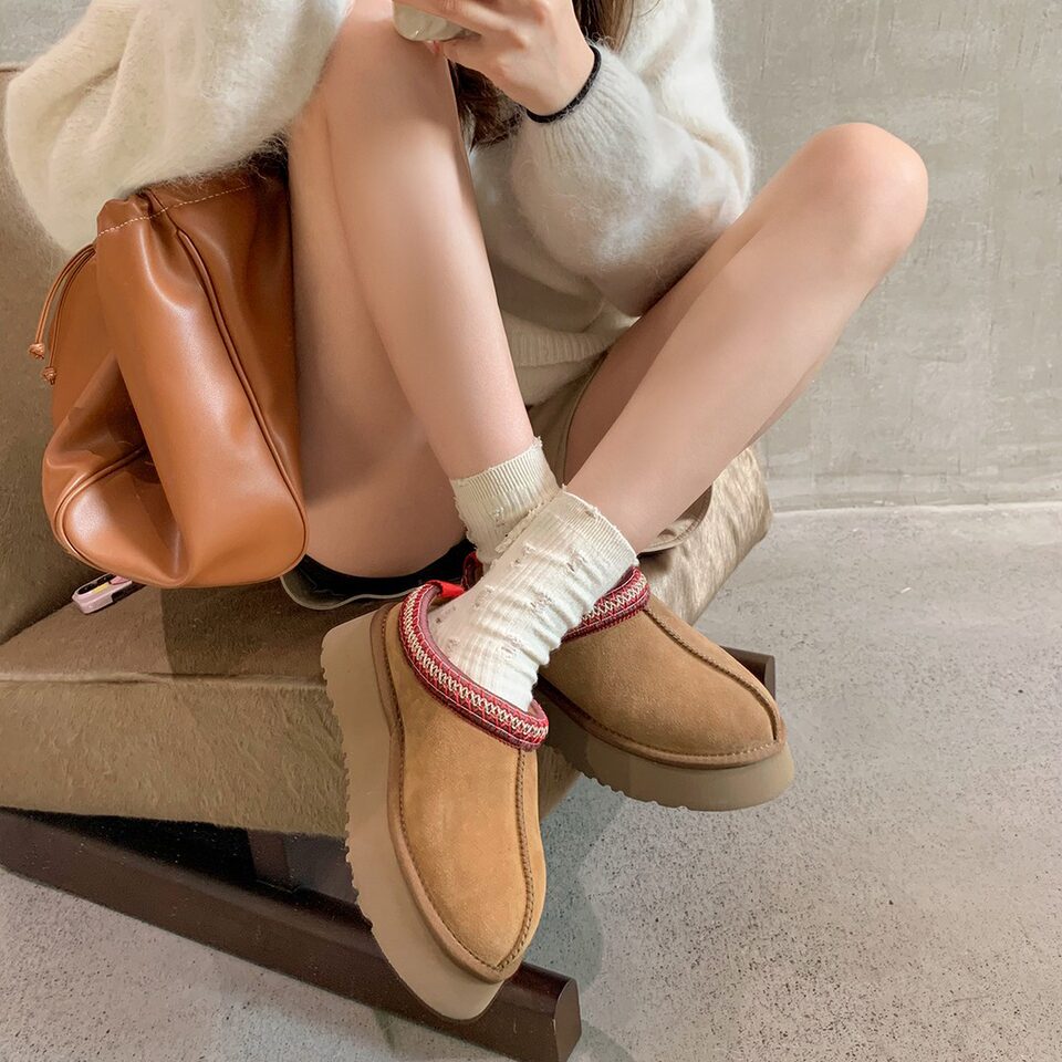 Dép lười nữ da bò thật đế dày lót lông nhân tạo giữ ấm, gót 4 cm — Màu cát, Màu hạt dẻ