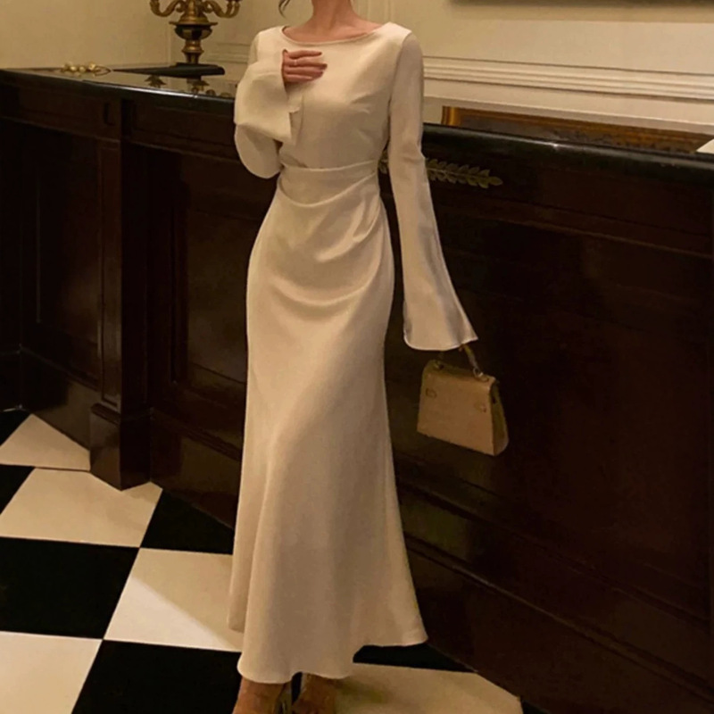 Elegant Mermaid Long Dress for Women in European and American Style - Bell Sleeve Boat Neck Evening Gown, Soft Fabric Dress Elegant Mermaid Long Dress for Women in European and American Style - Bell Sleeve Boat Neck Evening Gown, Soft Fabric Dress