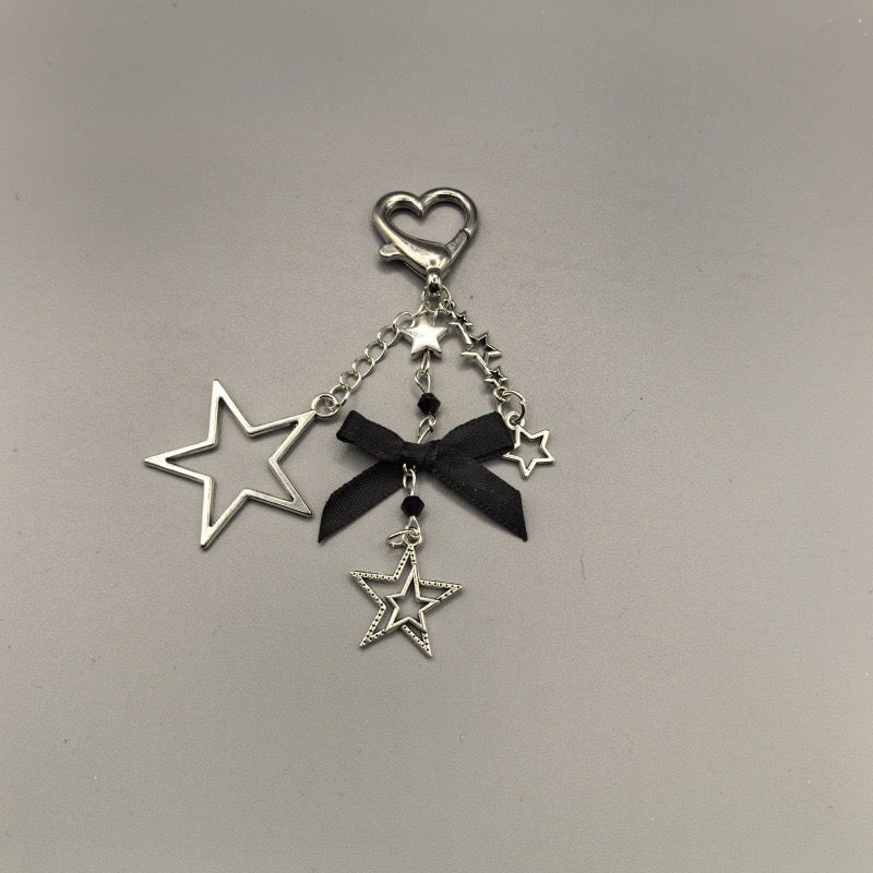 [Black Classic] Sweet Cool Style Personality Bow Keychain Niche Card Book Pendant Punk Spice Girl Bag Hanging Ornaments