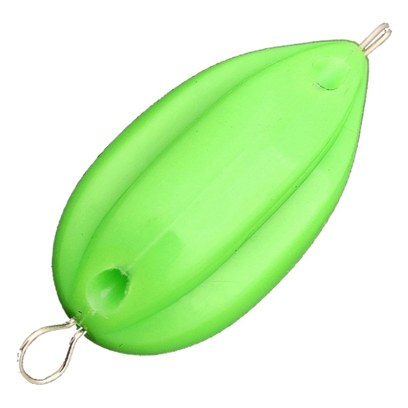 The new booster with steady flow groove guide hole 4.2 floating water 5.5g slow sinking booster fly melon seed sequins