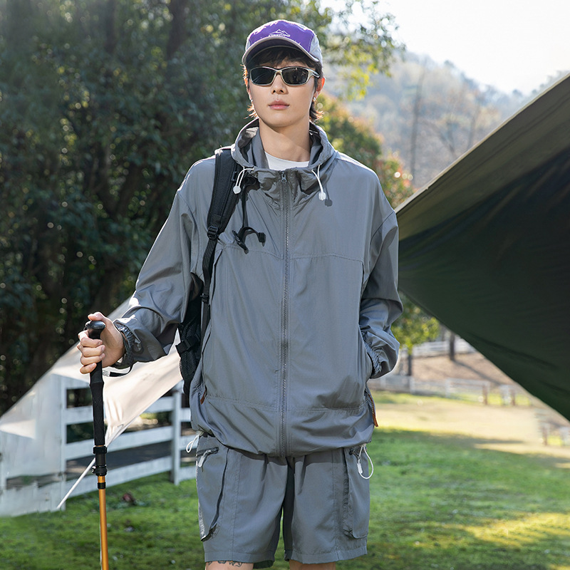 夏の新作ファッション、男女兼用軽量日焼け止め服、フード付き通気性アイスシルクジャケット、スポーツアウトドア日焼け止めカップル服|undefined