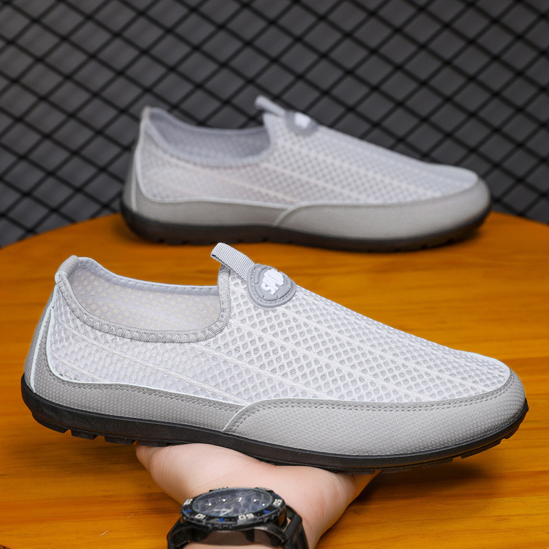 2025 Summer New Style Mesh Shoes Men's Driving Comfortable Slip-on Pea Shoes Breathable Men's Casual Mesh Fashionable Shoes