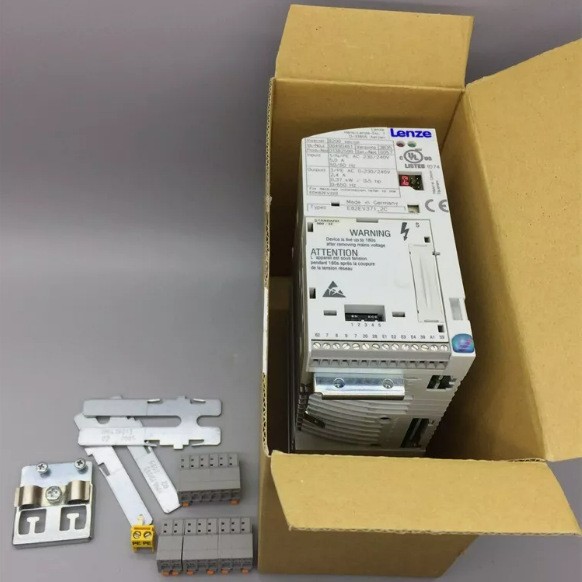 E82EV371-2C E82ZAFUC001 LENZE inverter new original negotiated price