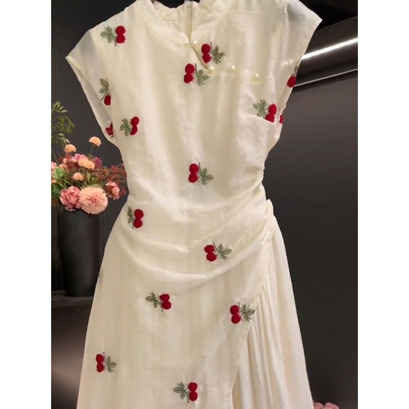 Summer Designer Style New Chinese Retro National Style Slim High-Waisted Simple Dress in Apricot Color, Slim Fit New Product