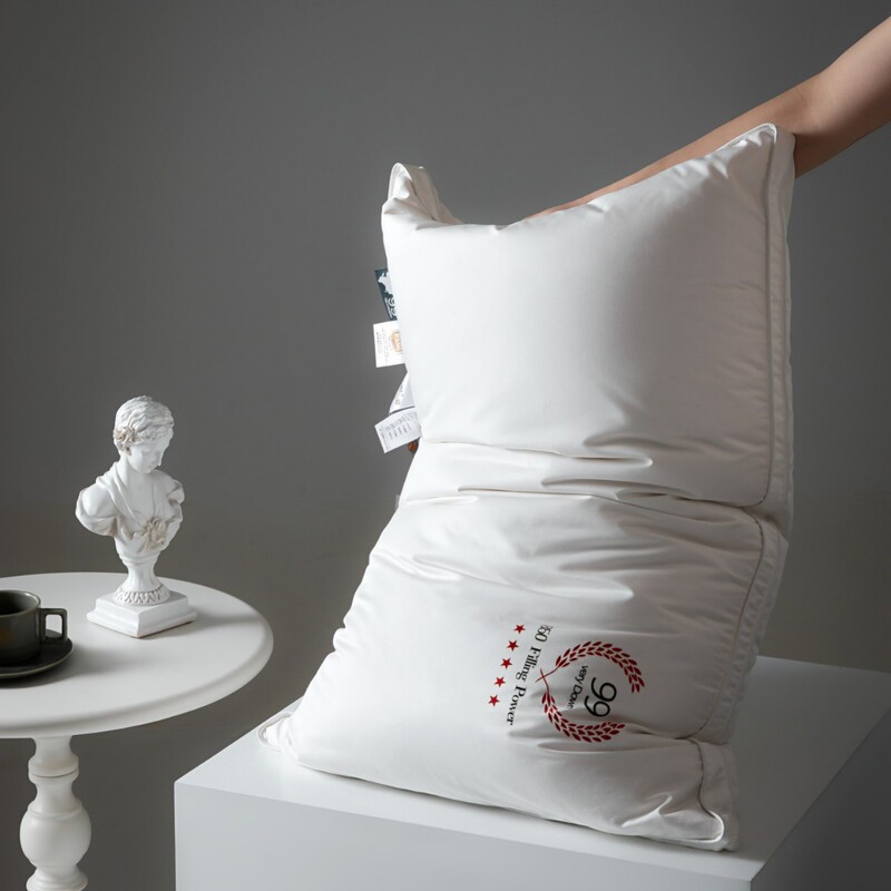 Highly Fluffy 95 White Goose down Pillow Core, Classy Hotel White 80S Soft Silk Deep Sleep down Pillow with Gift Box Highly Fluffy 95 White Goose down Pillow Core, Classy Hotel White 80S Soft Silk Deep Sleep down Pillow with Gift Box