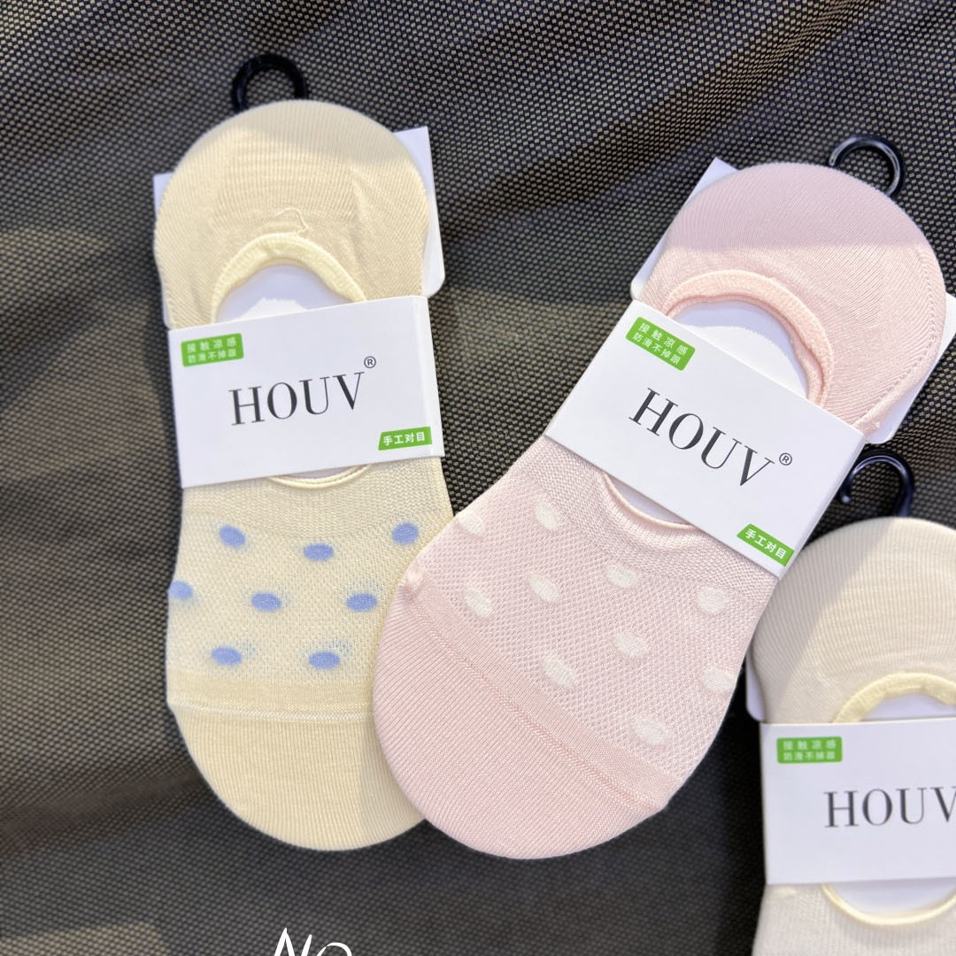 One-piece delivery HOUV black and white boat Socks women's non-slip low-cut socks summer pure cotton invisible socks wholesale