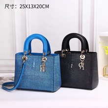 新款真皮女包高档手提包戴妃珍珠鱼女士高品质单肩潮大容量斜跨包