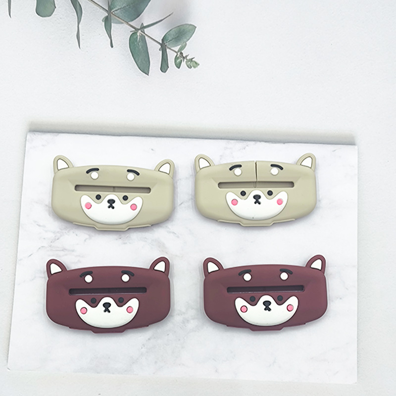 Antique white + wine red [pack of four]