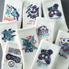 新款赛博朋克中筒袜欧美热销男士长筒袜游戏风柔软保暖新风格长袜