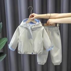 男童春装套装2025新款帅气中小童外套春秋款时髦儿童冲锋衣两件套