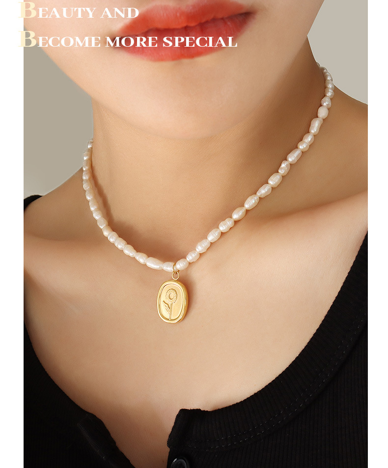 Elegant Flower Titanium Steel Gold Plated Pearl Pendant Necklace