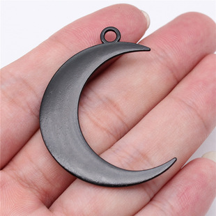 44X32Mm 4.2g European and American Cross-Border Hot-Selling Gothic Electrophoretic Black Big Moon DIY Accessories