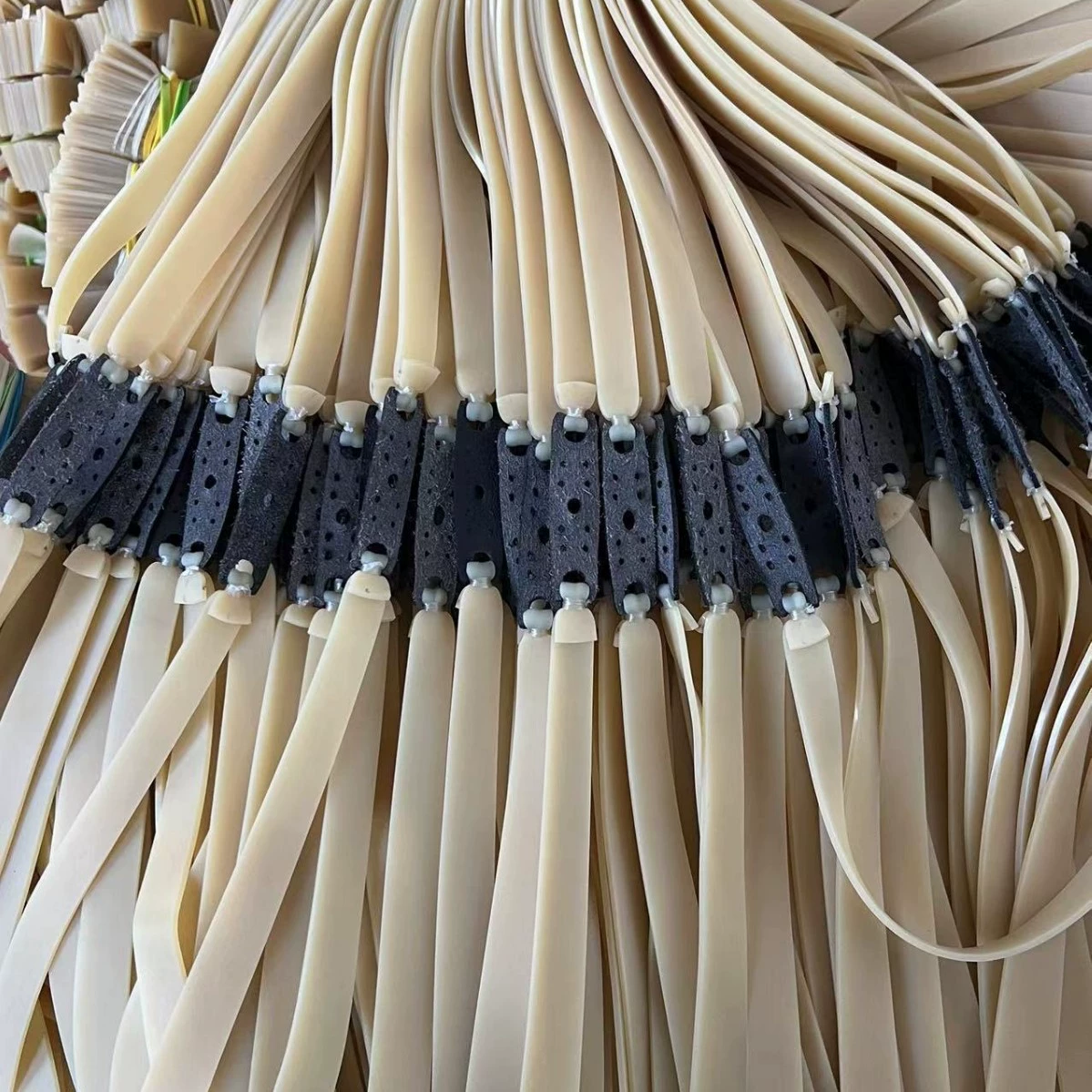 Резиновая лента для рогатки утолщенная 2,0 Резинка Для Рогатки антизамерзающая резинка группа