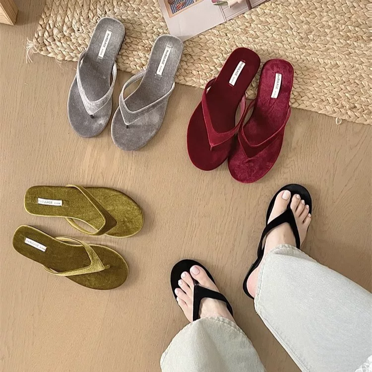 Тапочки, летняя обувь, шлёпанцы, 2025 год, корейский стиль