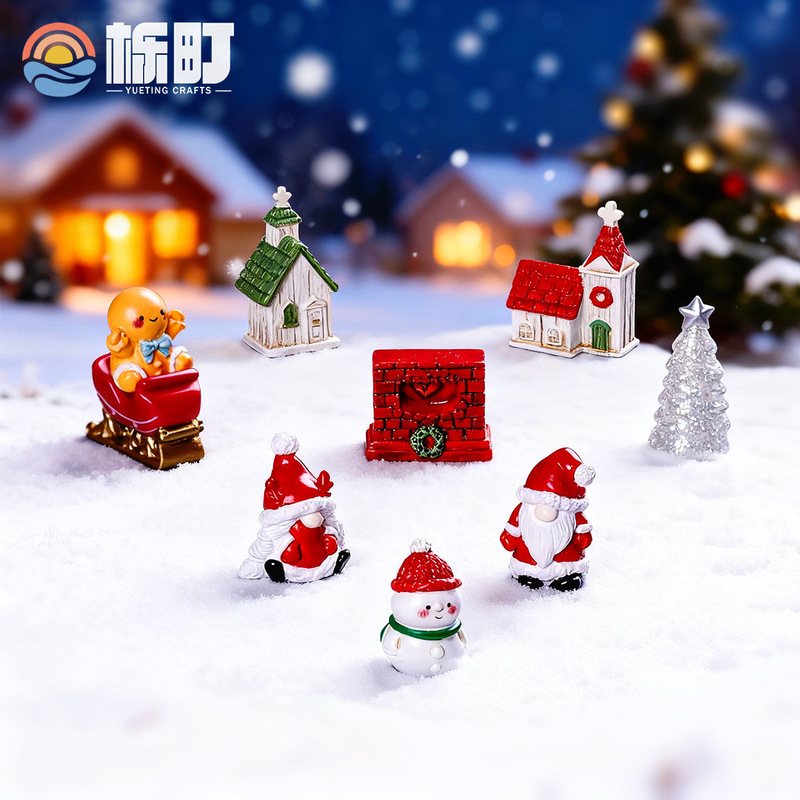 New Santa Claus Christmas Ornaments Creative Christmas Snowman Gingerbread Man DIY Decoration Micro Landscape Ornaments New Santa Claus Christmas Ornaments Creative Christmas Snowman Gingerbread Man DIY Decoration Micro Landscape Ornaments