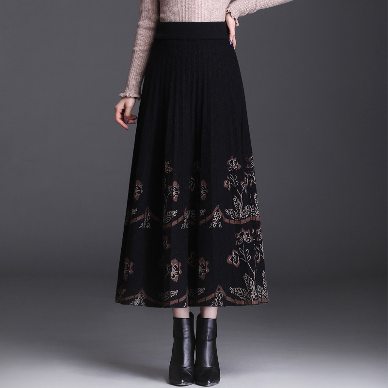 Elegant winter woolen long skirt