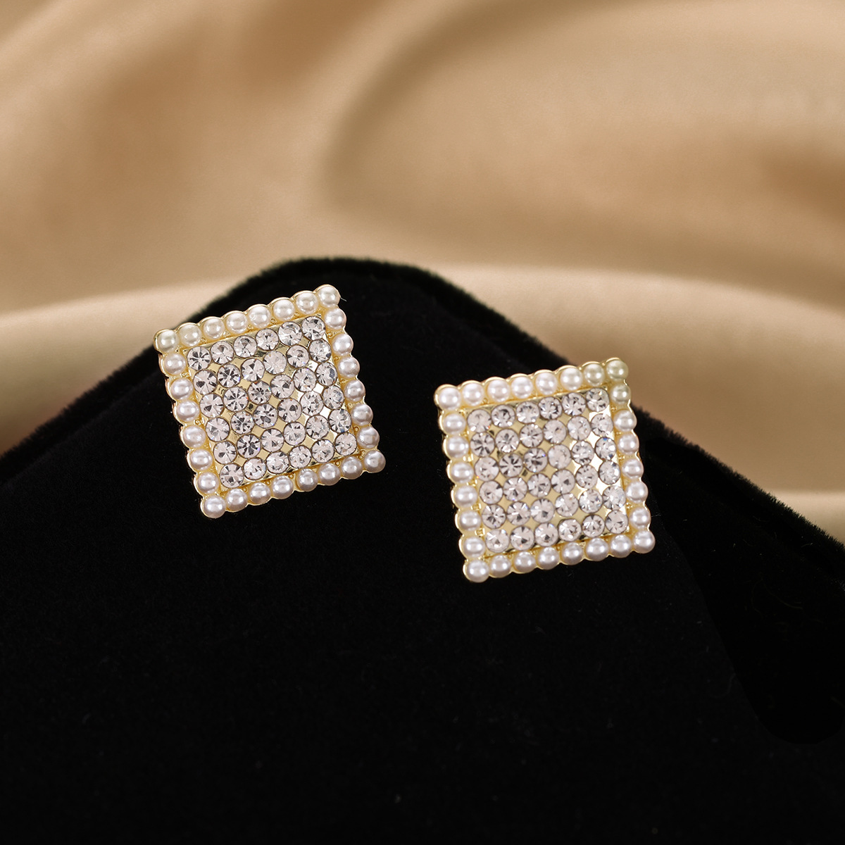 Fashion new square cute pearl simple style alloy earringspicture5