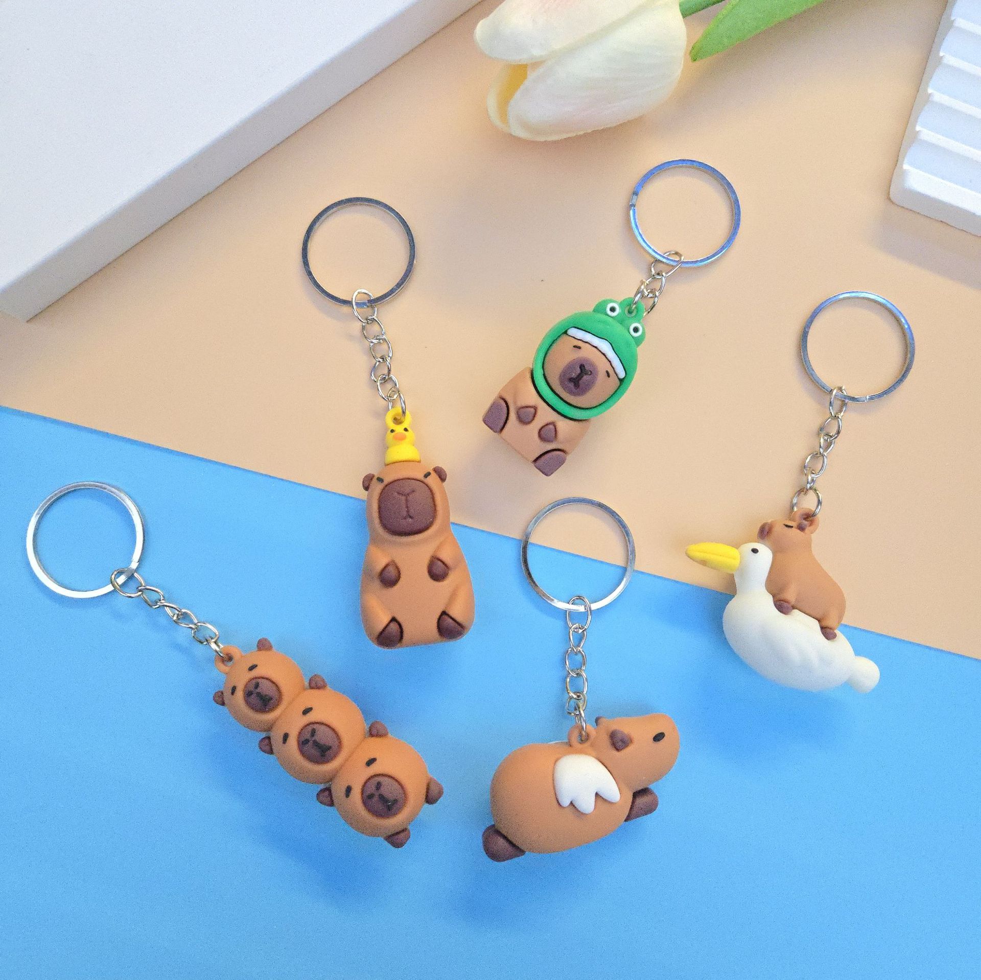 (2개) 창조적 인 멀티 모양 카피발라 블라인드 박스 키 체인 귀여운 3 차원 작은 카피 바라 돌고래 가방 펜던트 선물
