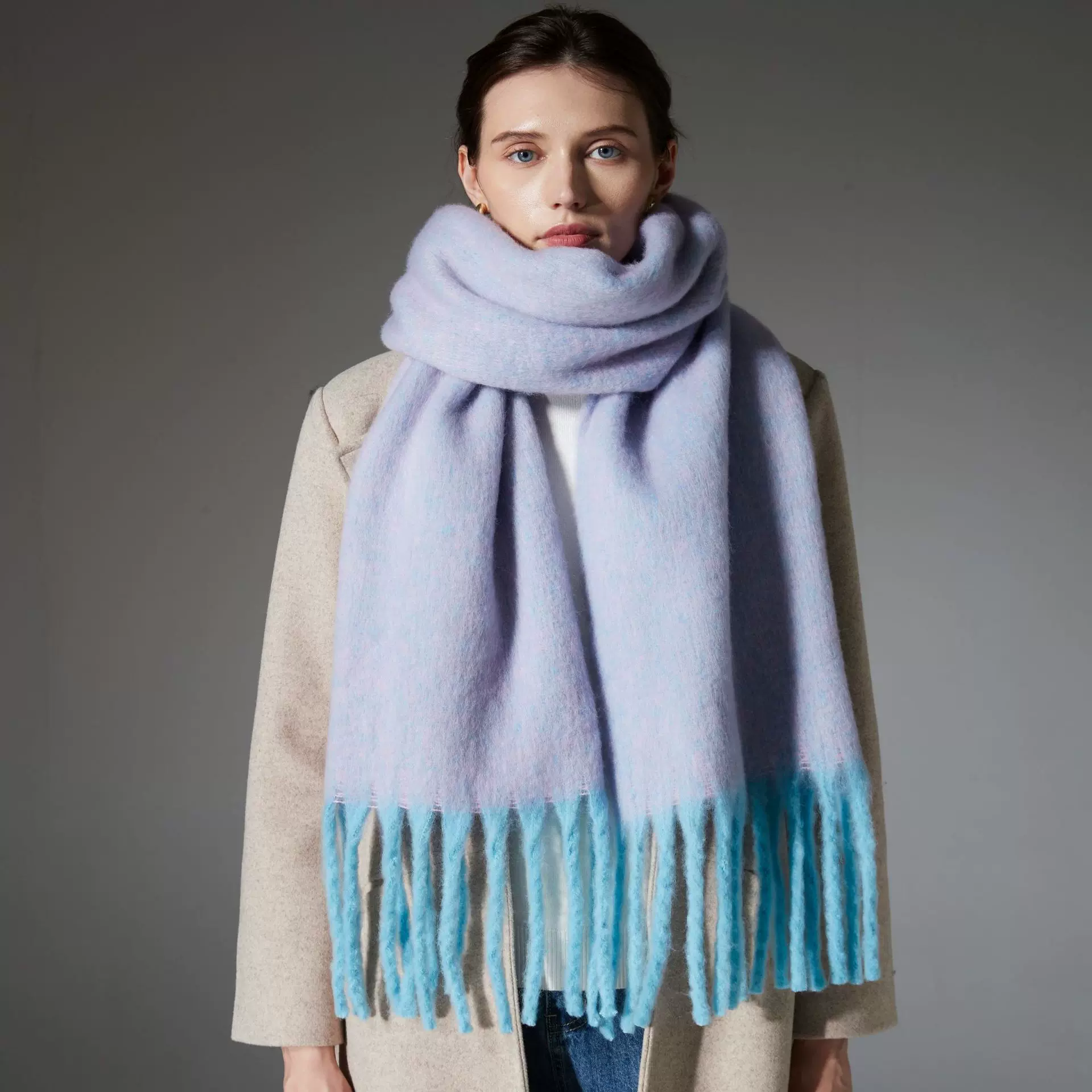 亚马逊外贸欧美2025秋冬季新款圈圈纱粗流苏夹花围巾披肩现货厂家