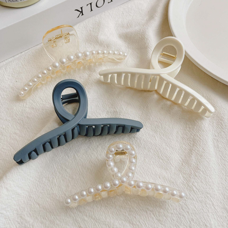 Pinza para el cabello con plato de perlas de invierno coreano para mujer, gran cantidad de cabello, clip para el cabello de tiburón, elegante temperamento, pinza para el cabello, tocado