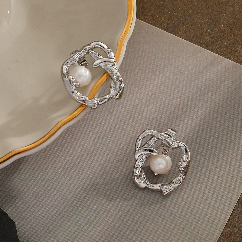 Organic brand fashionable small design earrings from pearl, internet celebrity, light luxury style, trend of season