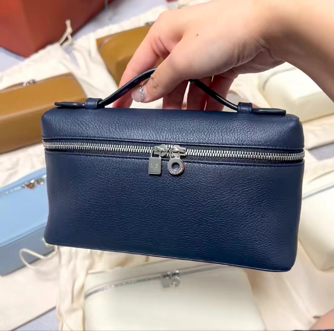 Midnight Blue L19 [Silver Button]]