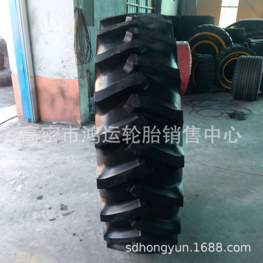 农用轮胎11.2 12.4 13.6-24 14.9-30 26 16.9-34 28 20.8 18.4-38