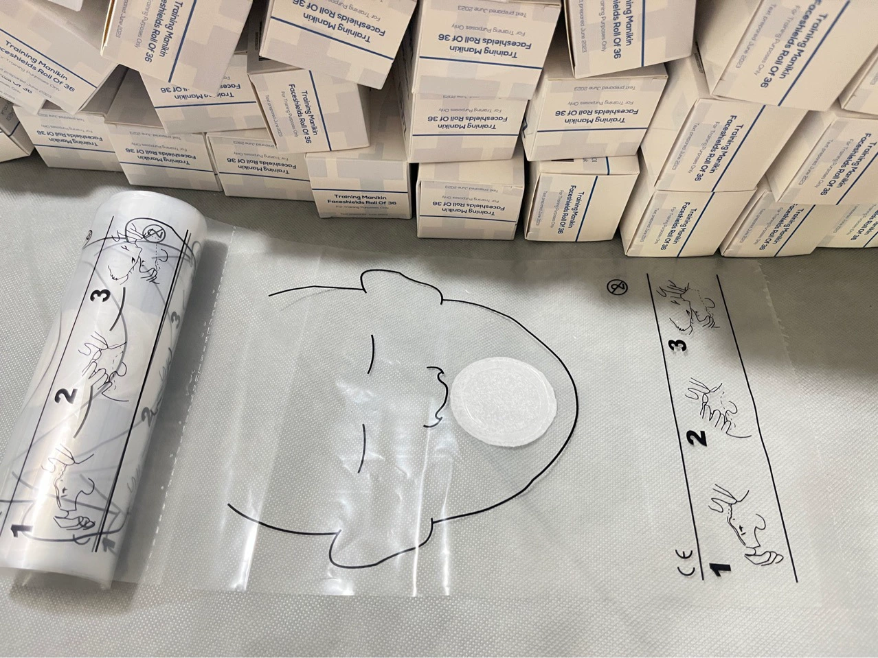 Одноразовые профессиональные тренировочные респираторные маски, 36 рулонов, коробка съемных респираторных масок.