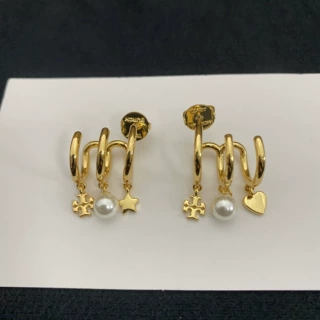 时尚轻奢简约通勤ins立体字母淡水珍珠吊坠C形金属耳环耳饰