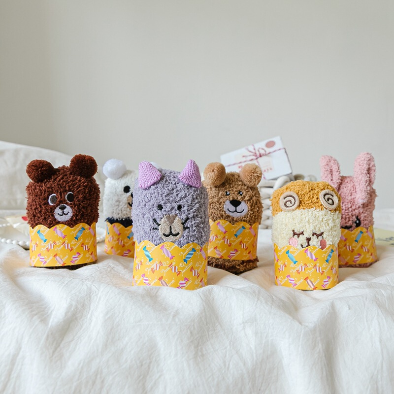 Cartoon Coral Fleece Socks for Women, Autumn and Winter Maternity Thickened Warm Cute Plush Sleep Home Floor Socks Cartoon Coral Fleece Socks for Women, Autumn and Winter Maternity Thickened Warm Cute Plush Sleep Home Floor Socks