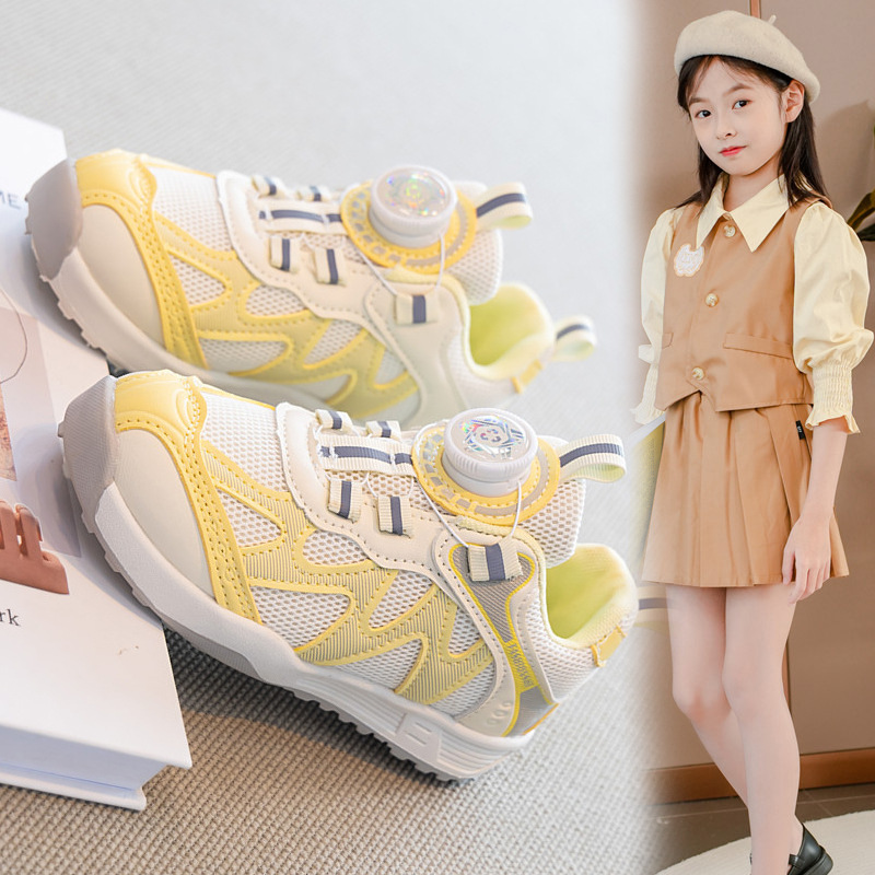 Girls' Sneakers Spring and Autumn 2026 New Fashion Versatile Children's Shoes Breathable Mesh Shoes with Knob Button Running Shoes