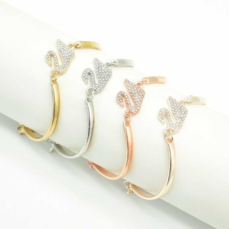 Exquisite Fashion Diamond Swan Bracelet Simple Women's Jewelry Diamond Niche Design Bracelet Bracelet Wholesale Factory Exquisite Fashion Diamond Swan Bracelet Simple Women's Jewelry Diamond Niche Design Bracelet Bracelet Wholesale Factory