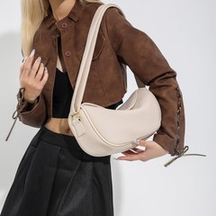 外国貿易の売れ筋ショルダーバッグ、ファッショナブルで多用途な大容量の脇の下バッグ、女性用のシンプルで高品質のクロスボディ餃子バッグ