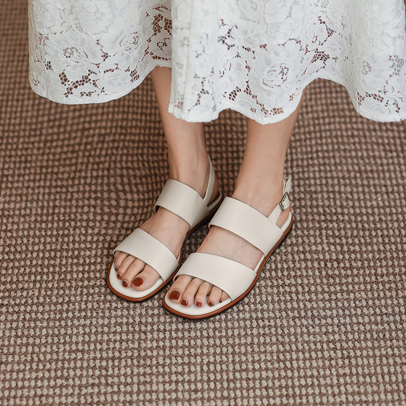 Sandal nữ quai ngang đế bệt phong cách La Mã hở ngón mùa hè — Màu be