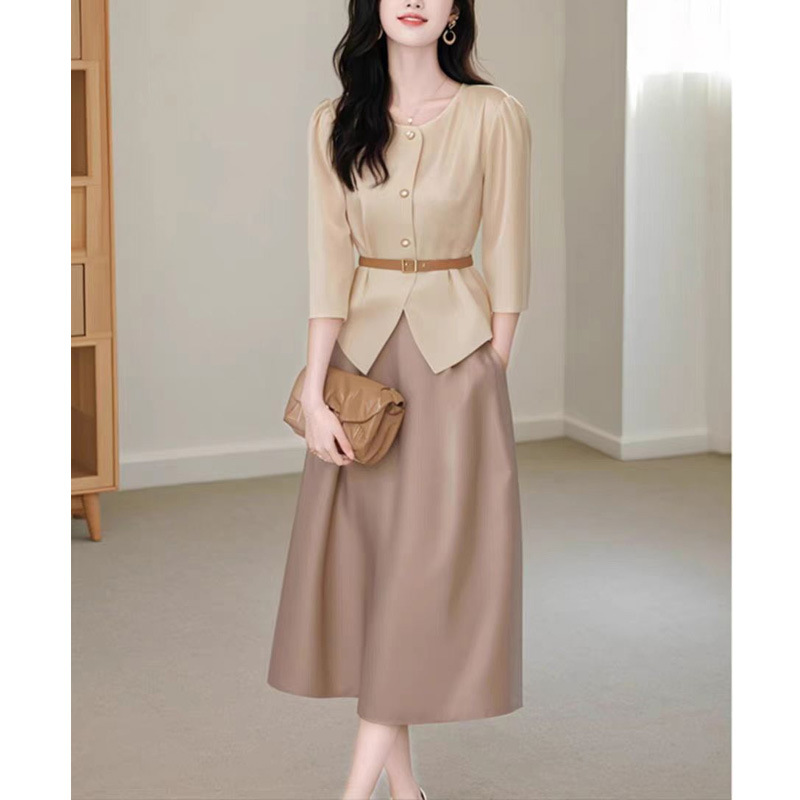 Small apricot shirt