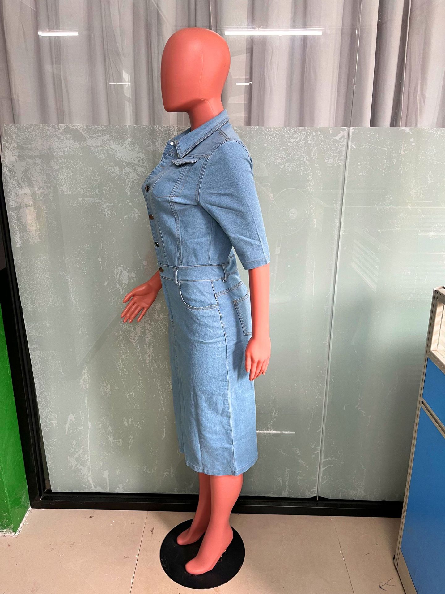 Abbigliamento donna 3558 vestito aderente sexy elastico in denim con petto aderente e fianchi che copre un pezzo gonna midi gonna a un passo_voghion.com