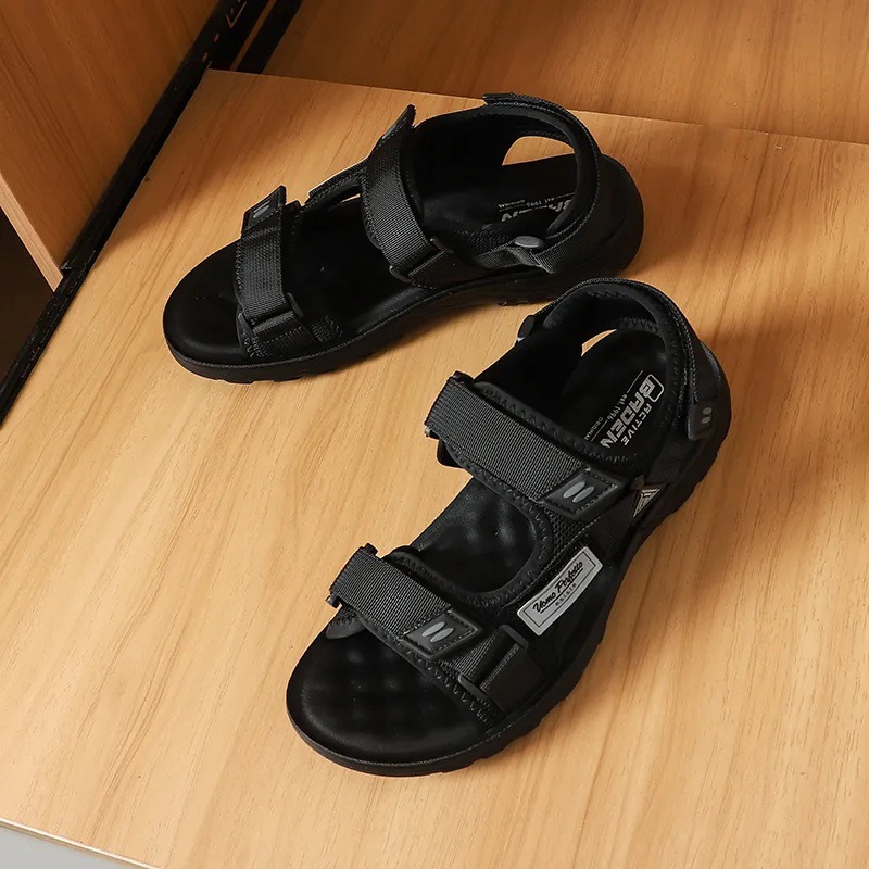 Open-Toe Men's Velcro Summer Sandals with One-Line Buckle Straps That Feel Like Stepping on Shit