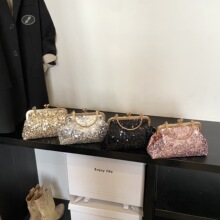 ����Ψ�������n�泱�r��Ůʿ�μ�朗l����Ů2025���¿�б������