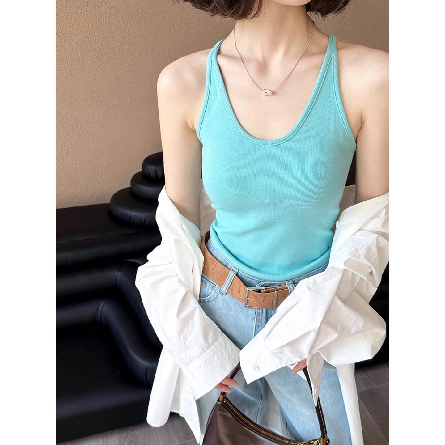 Dopamine U-Neck Camisole with Chest Pads for Women, Summer Spicy Style, Anti-Exposure Outerwear, Trendy Inner Wear Tank Top