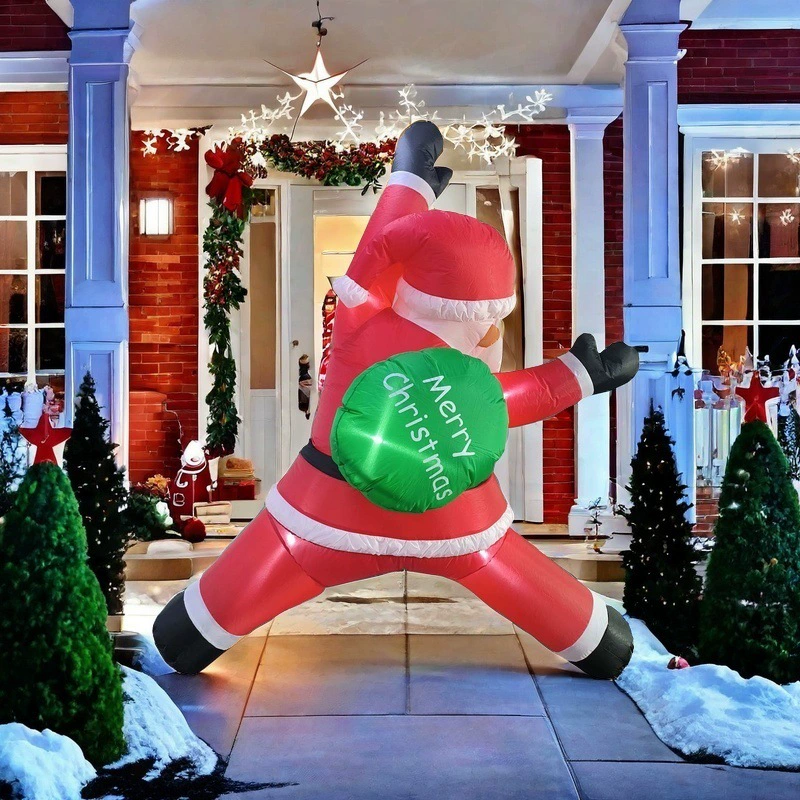 В наличии подвесное рождественское надувное украшение в виде Санта-Клауса со встроенными светодиодными фонарями, надувной рождественский орнамент для праздничного декора.