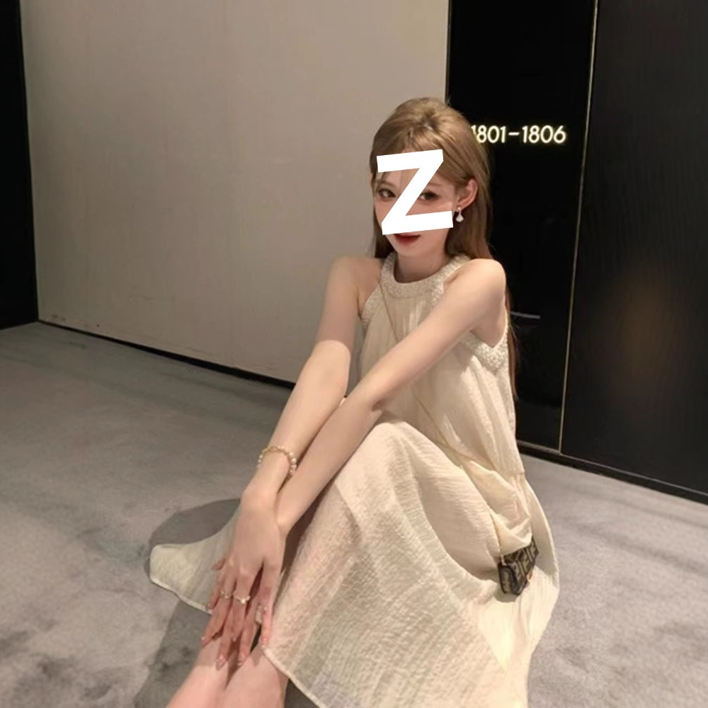 珍珍家法式奶系挂脖公主高级感减龄连衣裙长裙显瘦裙子珍珠晚宴裙