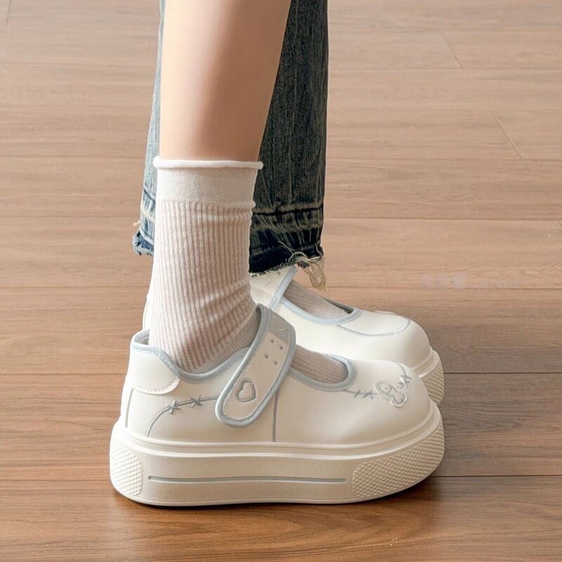 Zhao Lusi's same style thick-soled Mary Jane shoes for women, summer 2026 new collection, platform chunky toe, cute and quirky single shoes, versatile white sneakers