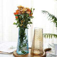 欧式切口时尚极光三角花瓶家居摆件夜光满天星创意锤纹玻璃花瓶